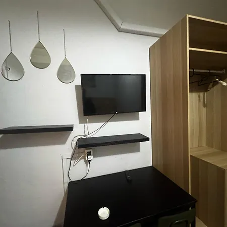 Parker Palace Apartment *